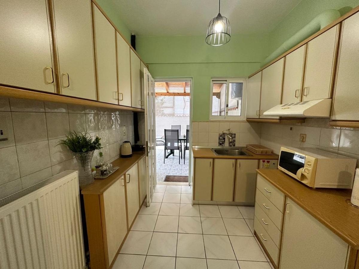 La Vita Apartments-Near Airport & Sea Artemida  Zewnętrze zdjęcie