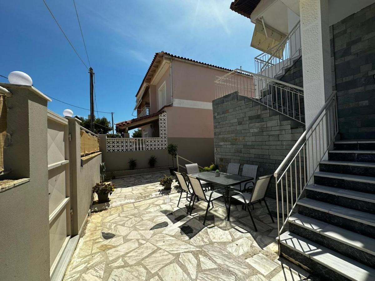 La Vita Apartments-Near Airport & Sea Artemida  Zewnętrze zdjęcie
